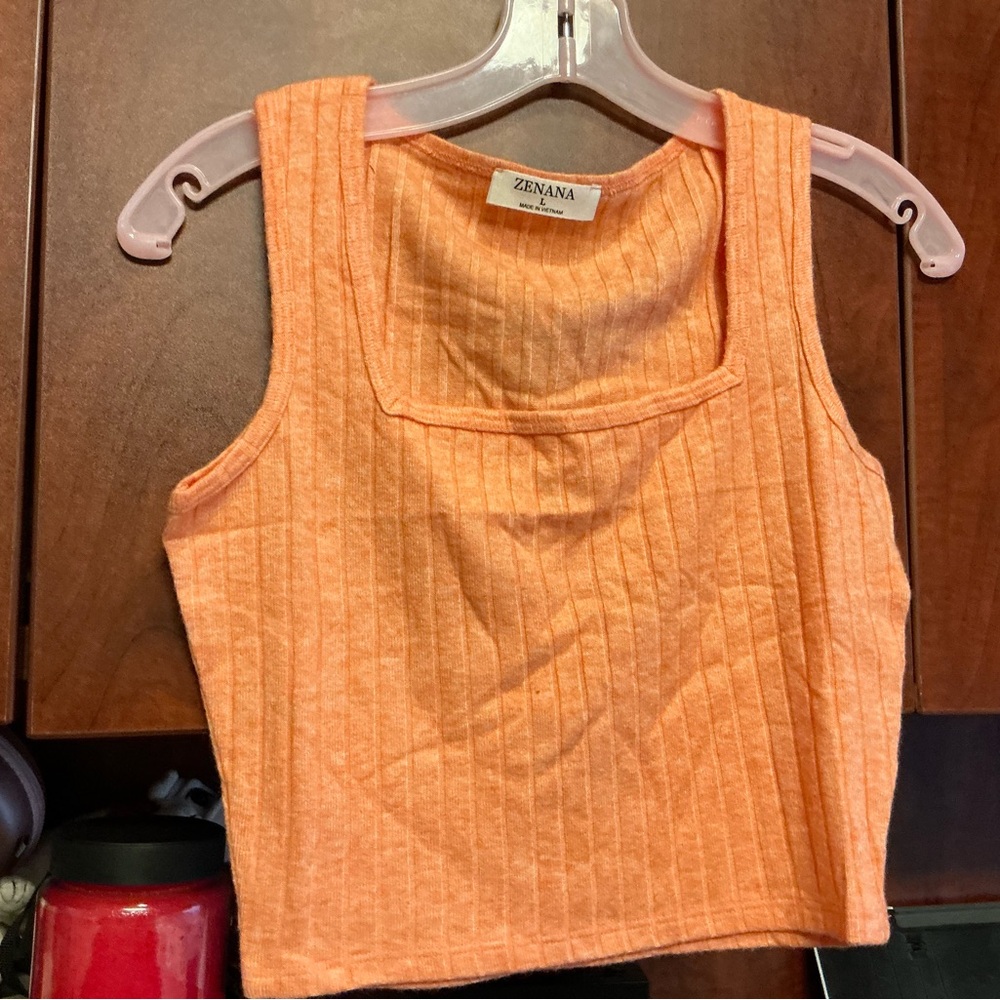 Zenana Outfitters Peach Ribbed Cropped Tank Top